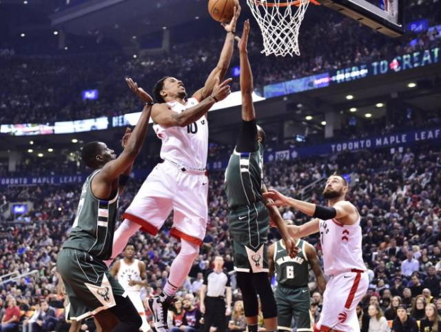 特的阵容策 特的阵容策