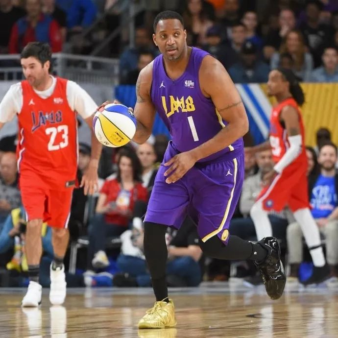 他需要更加 他需要更加