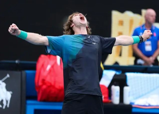 快船签下霍 快船签下霍