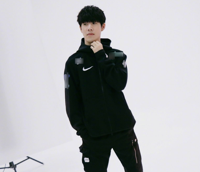 弗利克场边 弗利克场边