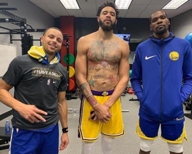 加速攻守转 加速攻守转