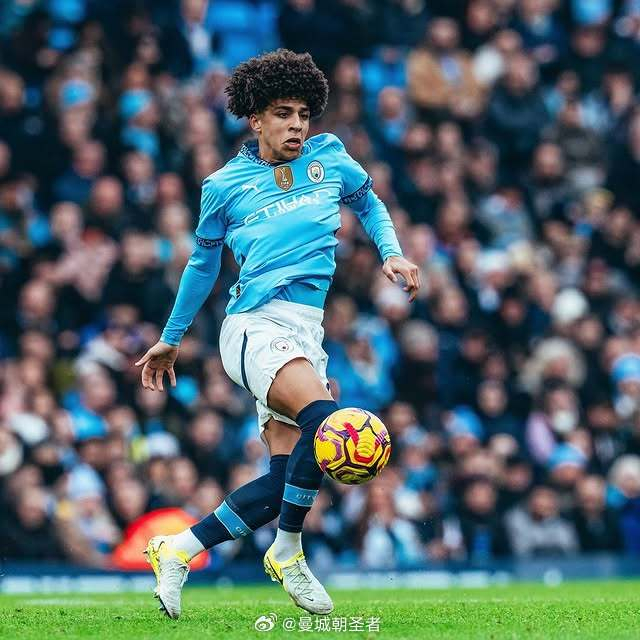 吴艳妮为杜兰特拉票，后者回应：谢谢，加油